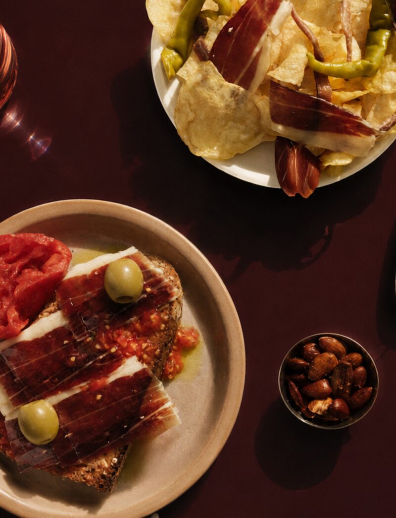 Tapas-Tisch bei AL BARRO